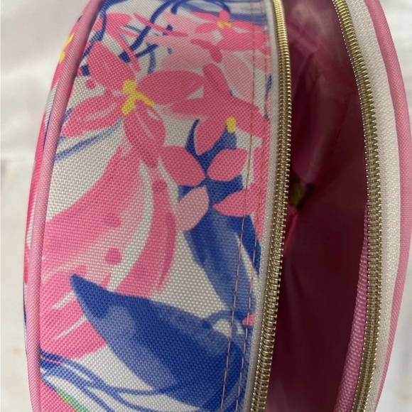 NWOT Lilly Pulitzer Picnic Basket Cooler with Accessories - Picture 7 of 11